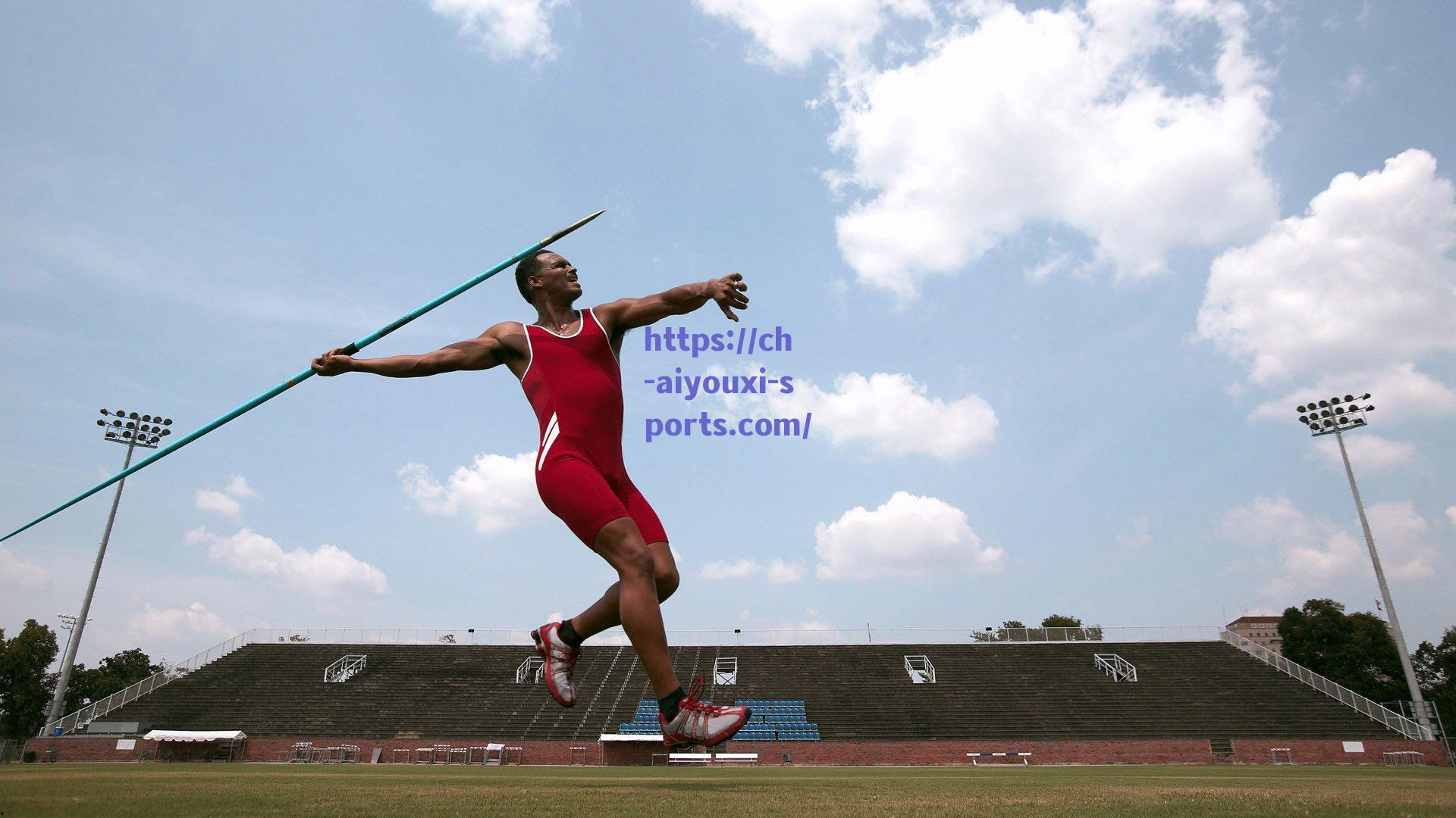 声援韦世豪!成都蓉城球迷第7分钟齐呼英雄,举7号球衣震撼全场